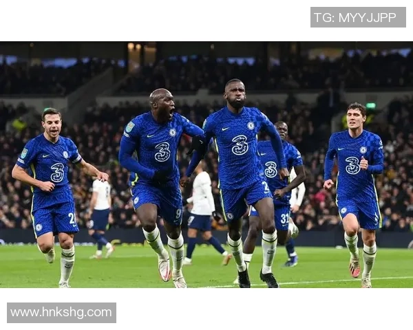 欧联杯精彩对决切尔西与AC米兰战平红牌事件引发全场热议