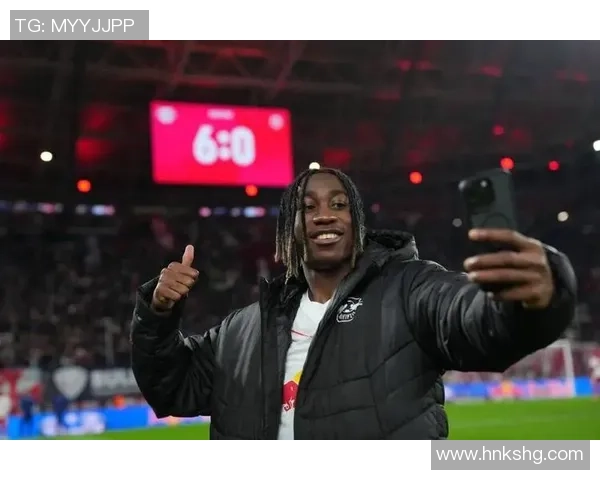 世界杯精彩对决AC米兰逆转利物浦帽子戏法点燃全场激情