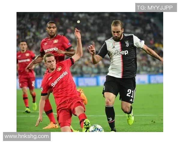 意甲激战热刺逆转拜仁红牌事件引发全场热议数据分析揭示关键因素