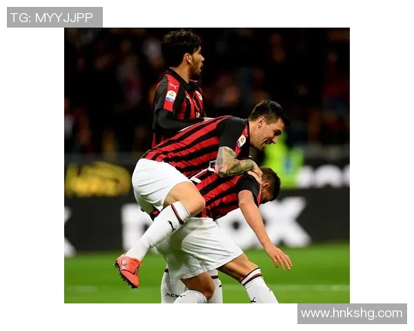 国王杯精彩对决AC米兰狂胜莱比锡乌龙球引发全场热议 国王杯精彩对决AC米兰狂胜莱比锡乌龙球引发全场热议